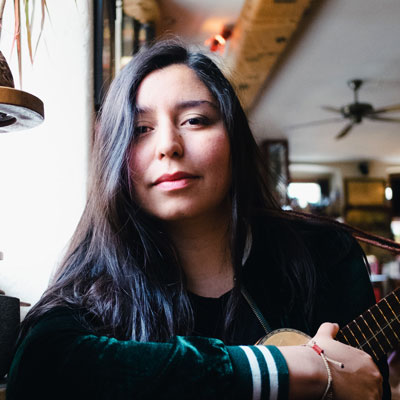 Bild von Valentina Solis - Lehrerin für Akustik-Gitarre